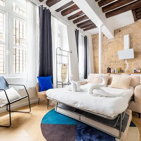 Typical Parisian Apart#quatier Latin#notre Dame# Paris