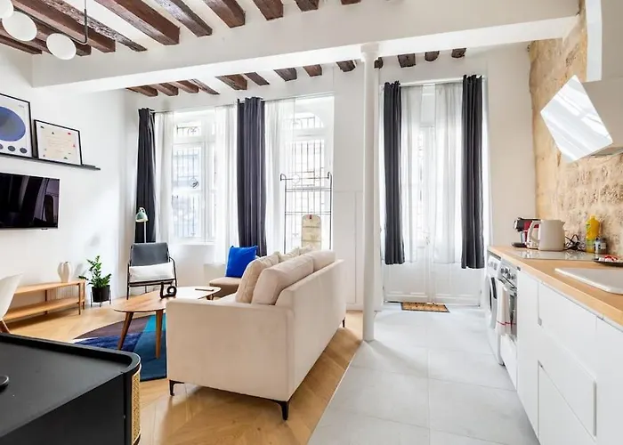 Typical Parisian Apart#quatier Latin#notre Dame# * 파리